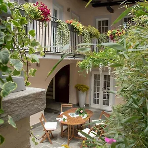Casa Mia Ferienhaus Castelveccana